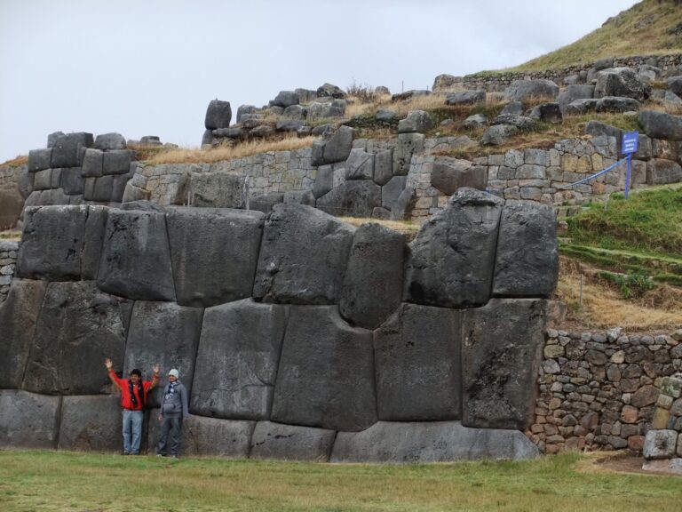 sacsayhuaman picture